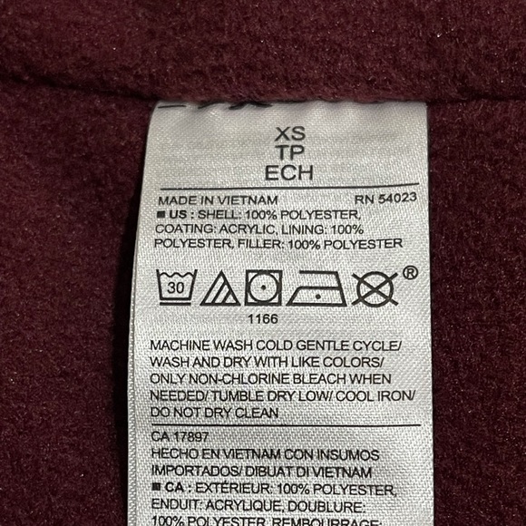 Old Navy Women’s Burgundy Zip Up Vest Jacket Size XS - Picture 7 of 9